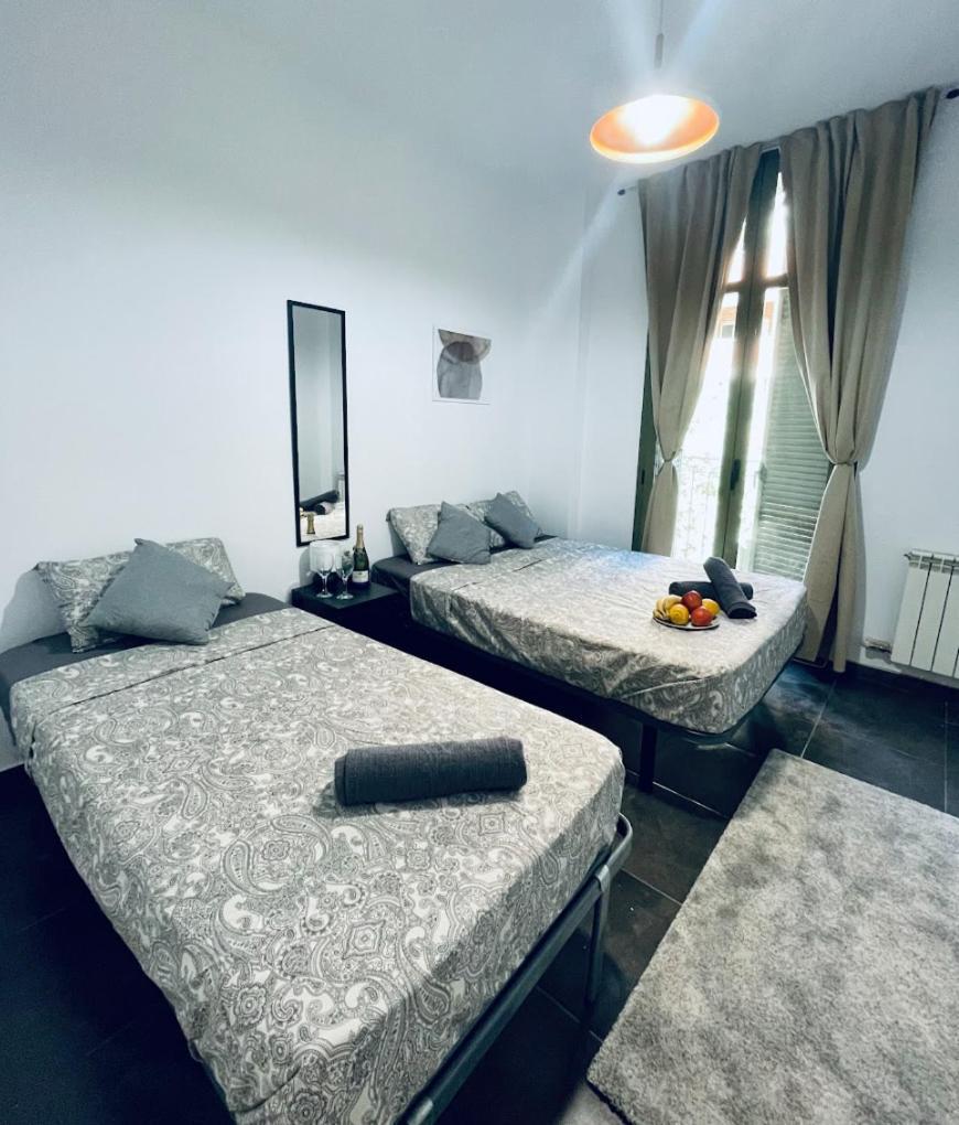 Sepulveda R1 Bed & Breakfast Barcelona Exterior photo